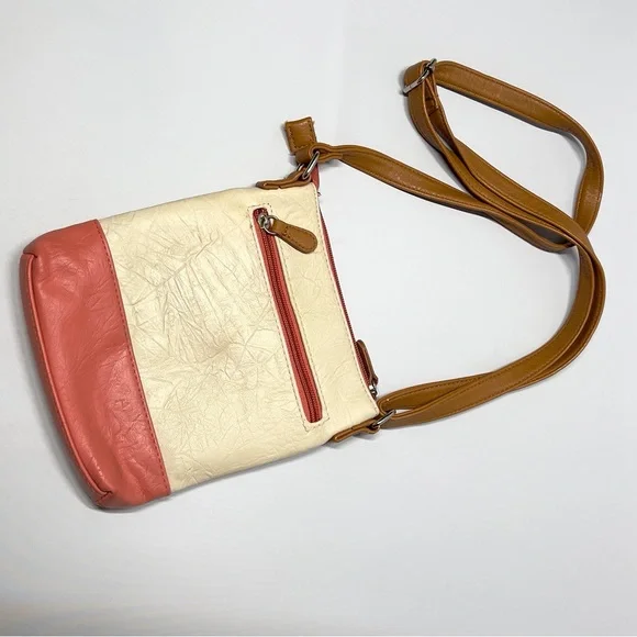 STONE MOUNTAIN Leather Crossbody Bag in Cream and Pink Zip Pocket - Picture 4 of 10